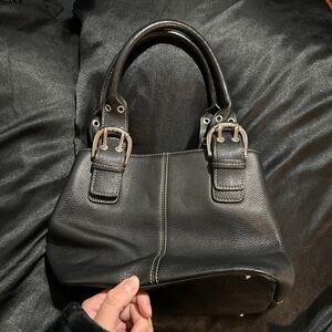 Elegant Black Leather Handbag